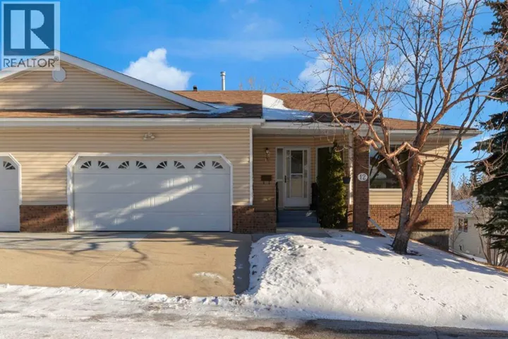 12 Vandoos Villas NW, Calgary, Alberta T3A4W3