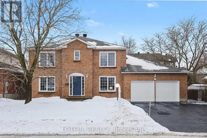 4 SPINDLE WAY, Ottawa, Ontario K2S1J4