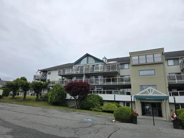 201 7500 COLUMBIA STREET, Mission, British Columbia V2V4C1
