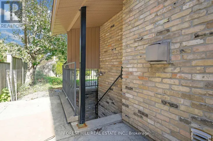 BSMT B - 106 NIPIGON AVENUE, Toronto (Newtonbrook East), Ontario M2M2W2