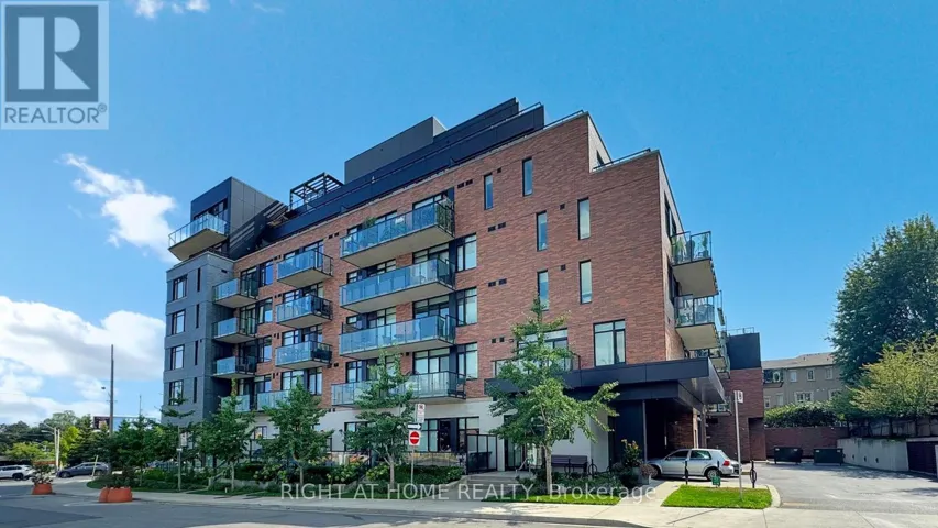 TH-112 - 25 MALCOLM ROAD, Toronto (Leaside), Ontario M4G0C1