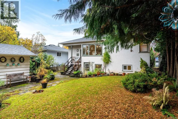 416 Richmond Ave, Victoria, British Columbia V8S3Y4