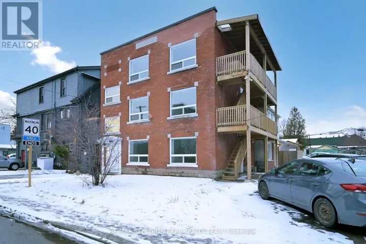 195 BALMORAL AVENUE N, Hamilton (Crown Point), Ontario L8L2J7