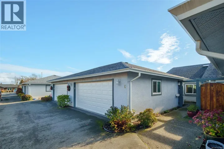 6 10084 Third St, Sidney, British Columbia V8L3B3