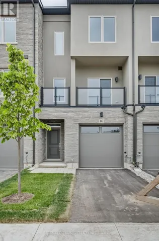 16 CLEAR VALLEY LANE, Hamilton (Mount Hope), Ontario L0R1W0