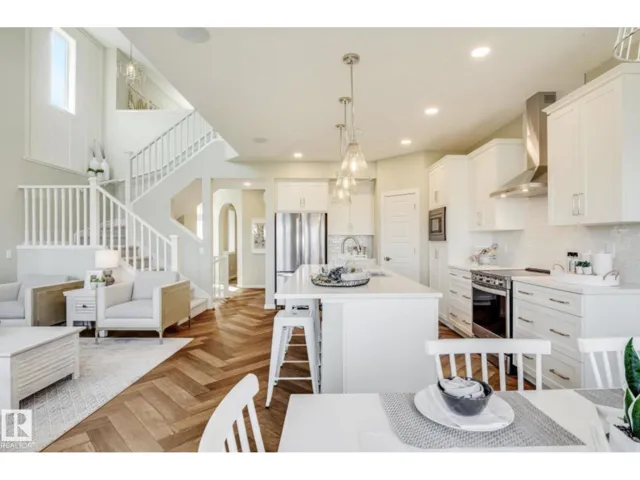 17355 3 ST NW, Edmonton, Alberta T5Y4G7