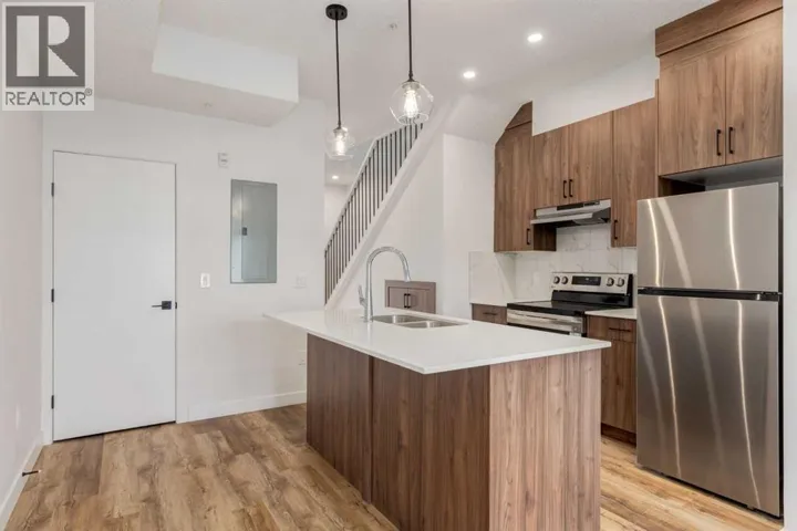 118, 156 Park Street, Cochrane, Alberta T4C3H3