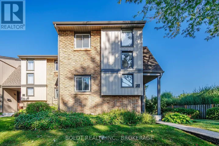 27 - 302 VINE STREET, St. Catharines (Carlton/Bunting), Ontario L2M7M6