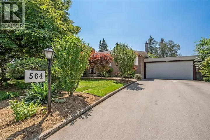 564 MAPLEHILL Drive, Burlington, Ontario L7N2W3