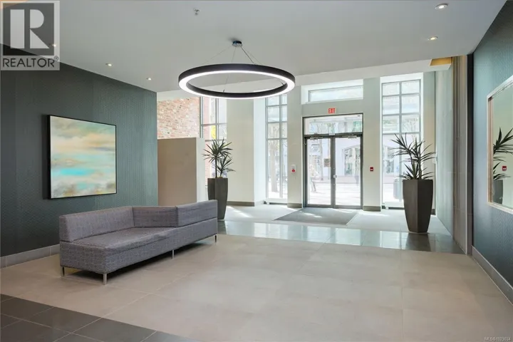 910 728 Yates St, Victoria, British Columbia V8W0C8