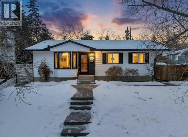 7103 Hunterwood Road NW, Calgary, Alberta T2K4J5