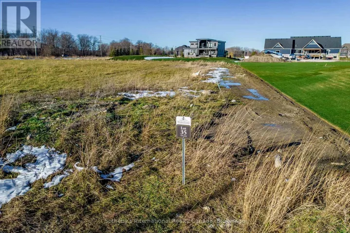 19 RAINTREE COURT, Clearview, Ontario L9Y0K2