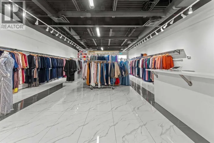 3131 27 Street NE, Calgary, Alberta T1Y0B3