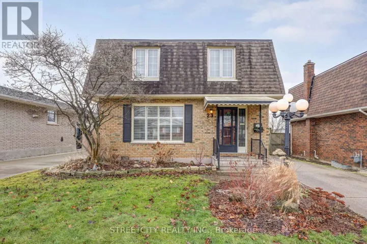 23 DYER CRESCENT, St. Thomas, Ontario N5R5K2