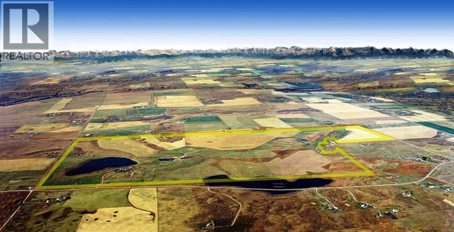 272065 Lochend Road, Rural Rocky View County, Alberta T0M1L0