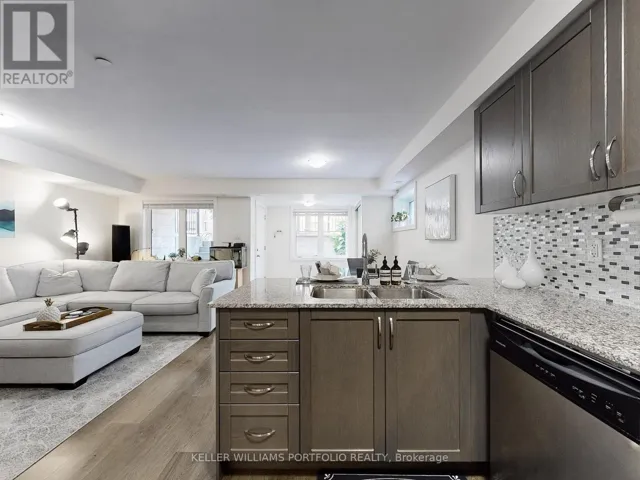 212 - 252 ROYAL YORK ROAD, Toronto (Mimico), Ontario M8V1Y8