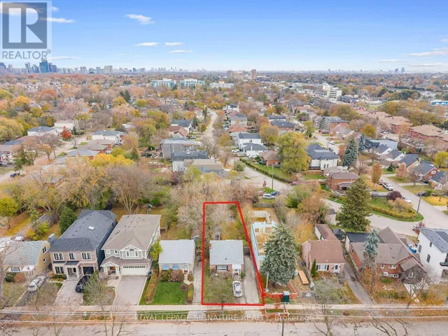 27 KING HIGH AVENUE, Toronto (Clanton Park), Ontario M3H3A8