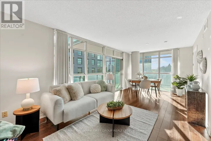 303 - 1600 CHARLES STREET, Whitby (Port Whitby), Ontario L1N0G4