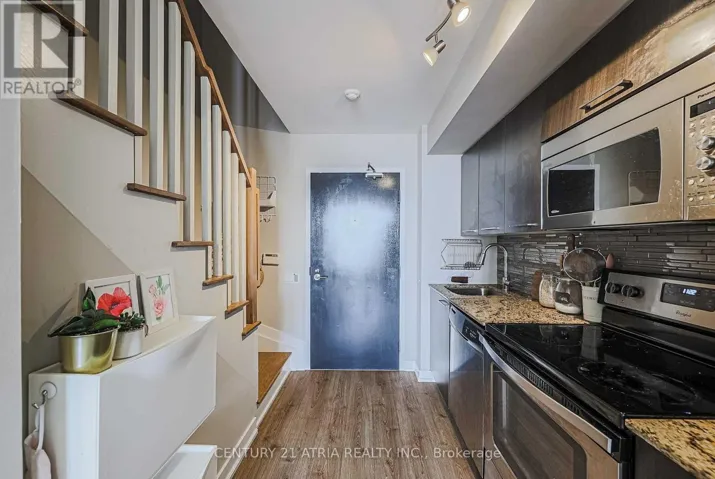421 - 775 KING STREET W, Toronto (Niagara), Ontario M5V2K3
