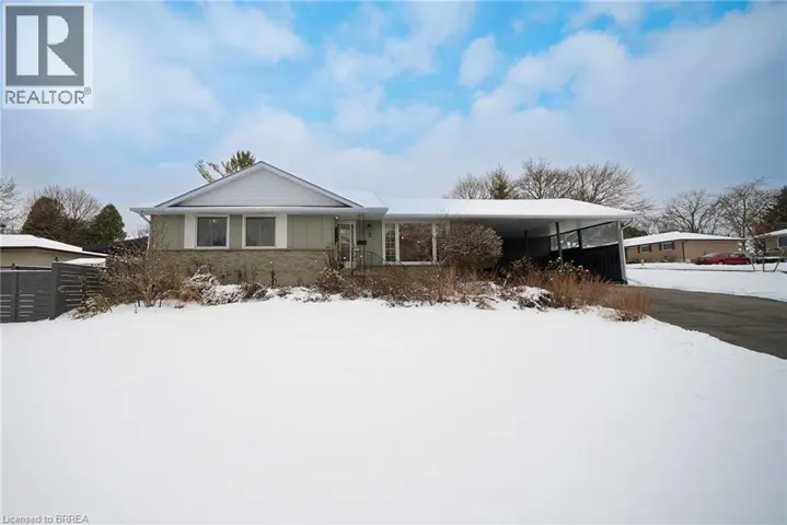 2 GRENADA Drive, Simcoe, Ontario N3Y3E7