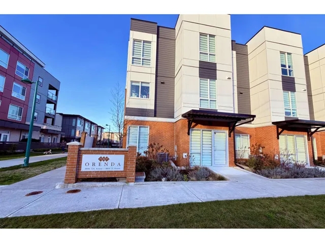 38 18850 72A AVENUE, Surrey, British Columbia V4N6X2