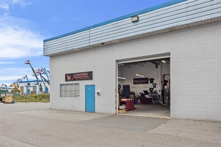 105 20121 INDUSTRIAL AVENUE, Langley, British Columbia V3A4K6