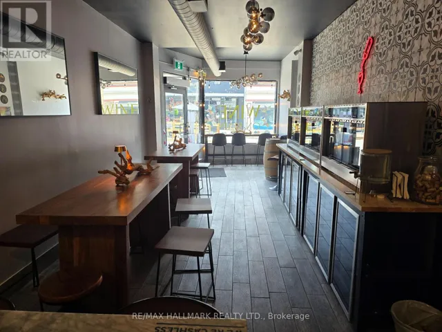 186 MAIN STREET S, Newmarket (Central Newmarket), Ontario L3Y1R1