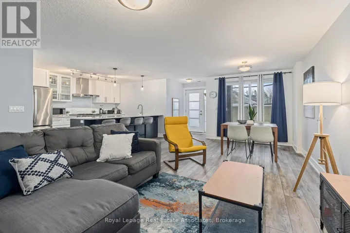 102 - 17 CENTRE STREET, Orangeville, Ontario L9W7S6
