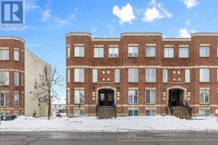 896 LONGFIELDS DRIVE, Ottawa, Ontario K2J5K6