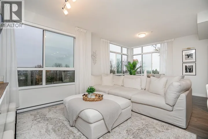 401 6438 BYRNEPARK DRIVE, Burnaby, British Columbia V3N0J2