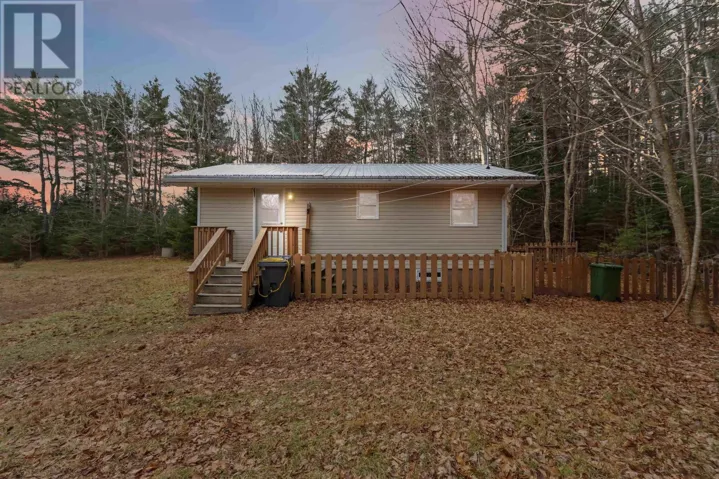 186 Old Kettle Road, Mill Village, Nova Scotia B0J2H0