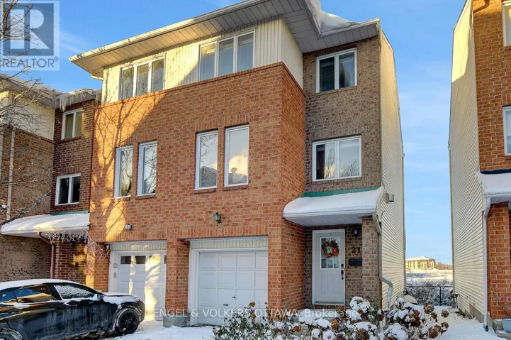 21 DRAYTON PRIVATE, Ottawa, Ontario K1K4R1