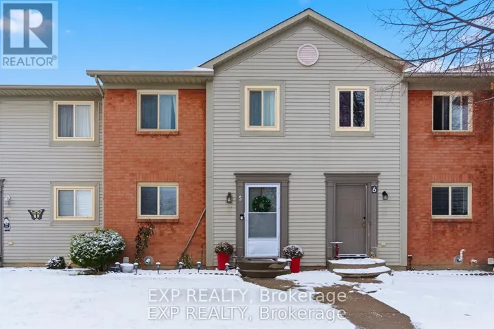 5 - 65 DORCHESTER BOULEVARD, St. Catharines (Carlton/Bunting), Ontario L2M7S9