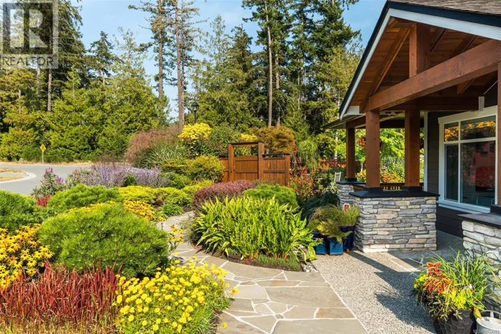 6303 Riverstone Dr, Sooke, British Columbia V9Z1N4