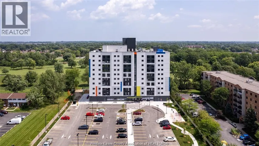 3100 MEADOWBROOK Unit# 305, Windsor, Ontario N8T0B5