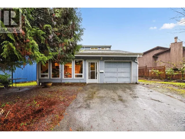 3243 SALT SPRING AVENUE, Coquitlam, British Columbia V3E1E7