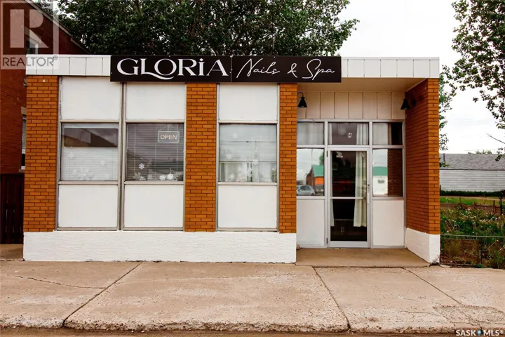 254 Centre STREET, Shaunavon, Saskatchewan S0N2M0