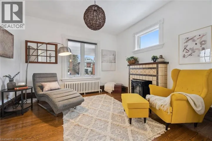 572 WOOLWICH Street, Guelph, Ontario N1H3Y2
