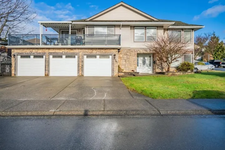 8247 BOWYER DRIVE, Mission, British Columbia V2V6V9