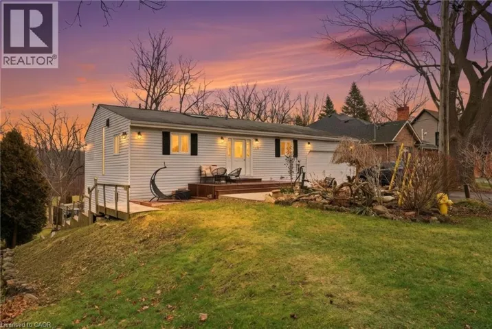 430 WINNIETT Street, Caledonia, Ontario N3W1E4