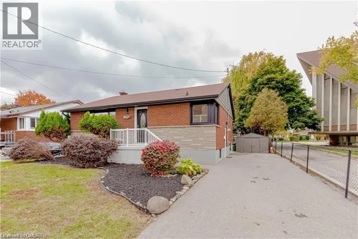 128 CLARENDON Avenue Unit# Bsmt, Hamilton, Ontario L9A3A5