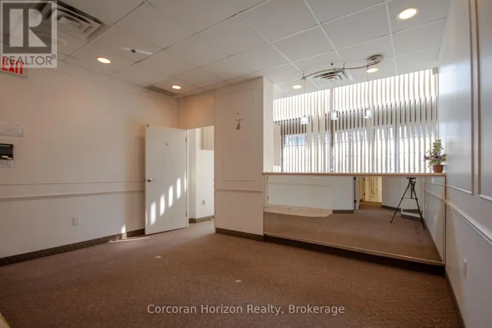 101 - 200 JAMES STREET S, Hamilton (Durand), Ontario L8P1Y6