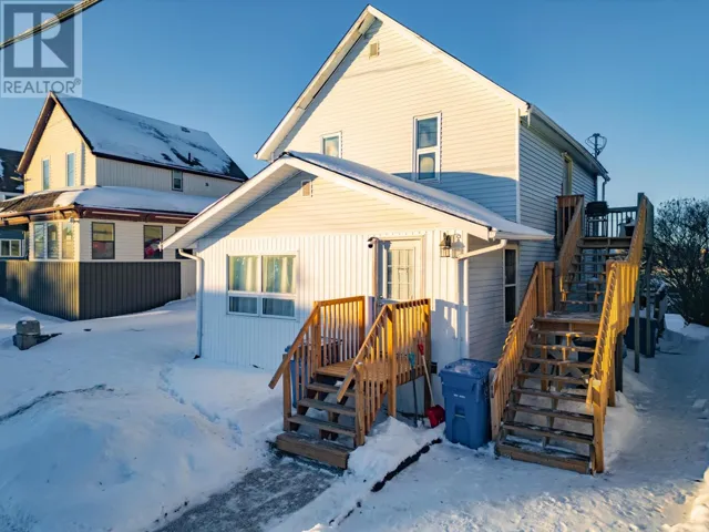 424 Third ST S, Kenora, Ontario P9N1J1