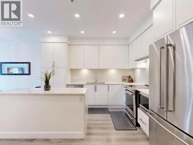 513 700 CLARKE ROAD, Coquitlam, British Columbia V3J0K5