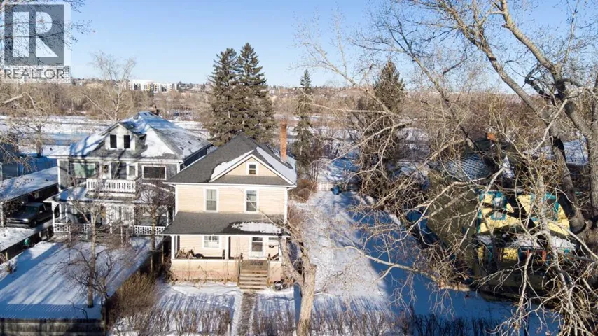 1016 8 Avenue SE, Calgary, Alberta T2G0M4