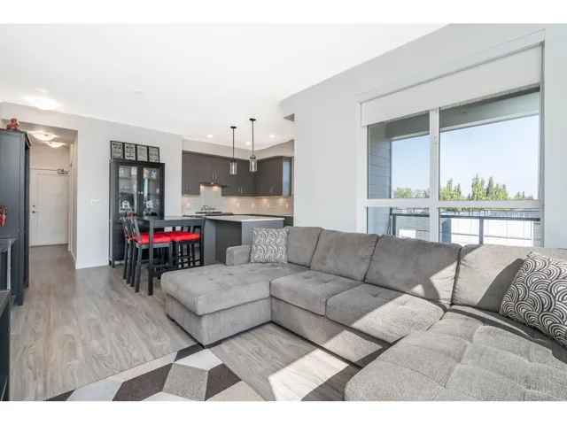 414 18811 72 AVENUE, Surrey, British Columbia V4N6W7