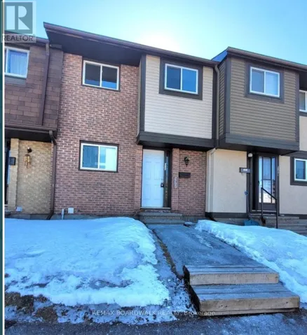 2799 PIMLICO CRESCENT, Ottawa, Ontario K1T2A8