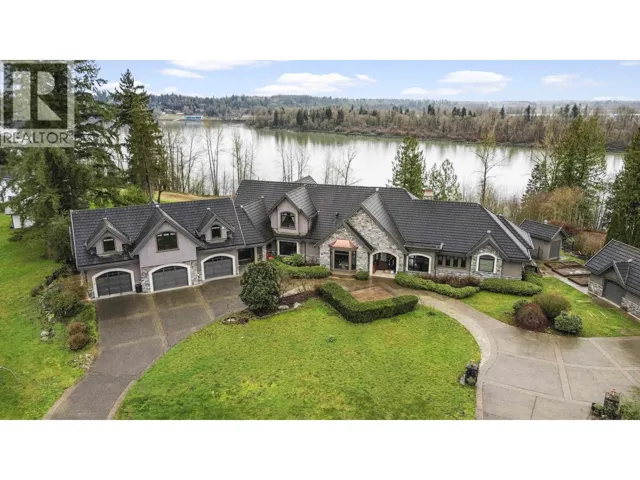 24228 RIVER ROAD, Maple Ridge, British Columbia V2W1M2