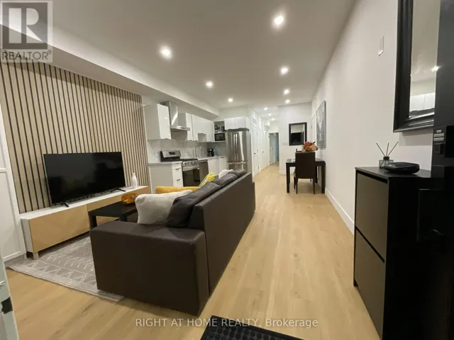 UNIT #2 MAIN FLOOR - 674 MANNING AVENUE, Toronto (Annex), Ontario M6G2W4