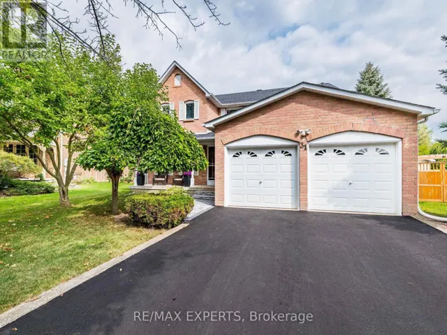 31 MCCABE CRESCENT, Caledon (Bolton North), Ontario L7E5X1